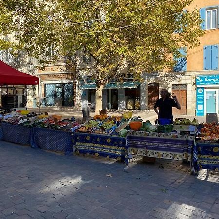 Akropole De Caroline, Central, Lumineux, Calme, Free Parking, Lift, 3 Beds Draguignan Exterior foto
