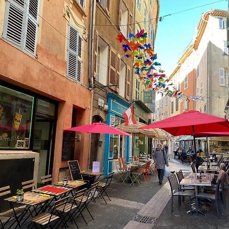 Akropole De Caroline, Central, Lumineux, Calme, Free Parking, Lift, 3 Beds Draguignan Exterior foto